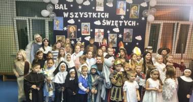 IV Bal Wszystkich Świętych.